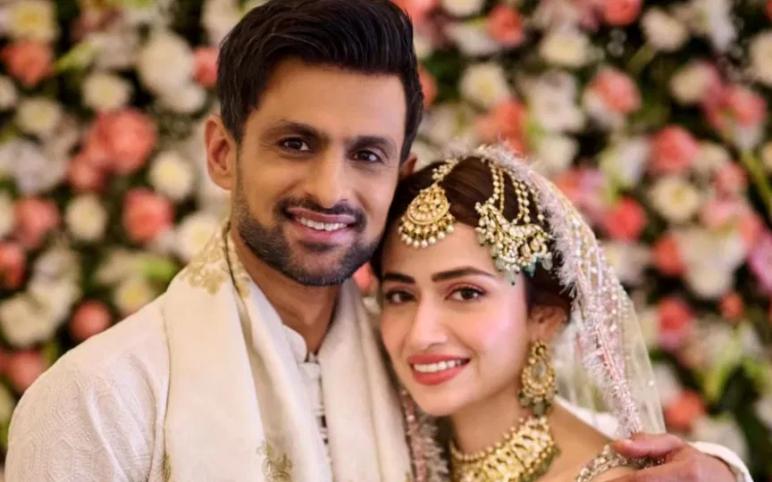 Trouble between Shoaib Malik and his third wife Sana Javed; Couple heads towards divorce - report